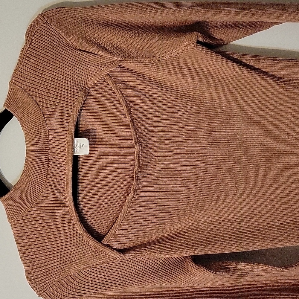 Derek Heart Long Sleeve Tan Bodycon Dress With Cutout - Picture 3 of 5